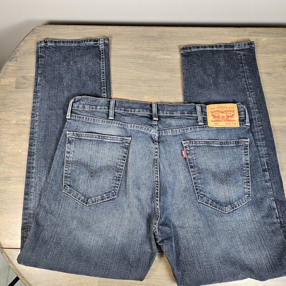 Men’s Levi Strauss 505 Regular Fit 38X32 Bootcut Dark Wash - Picture 2 of 7